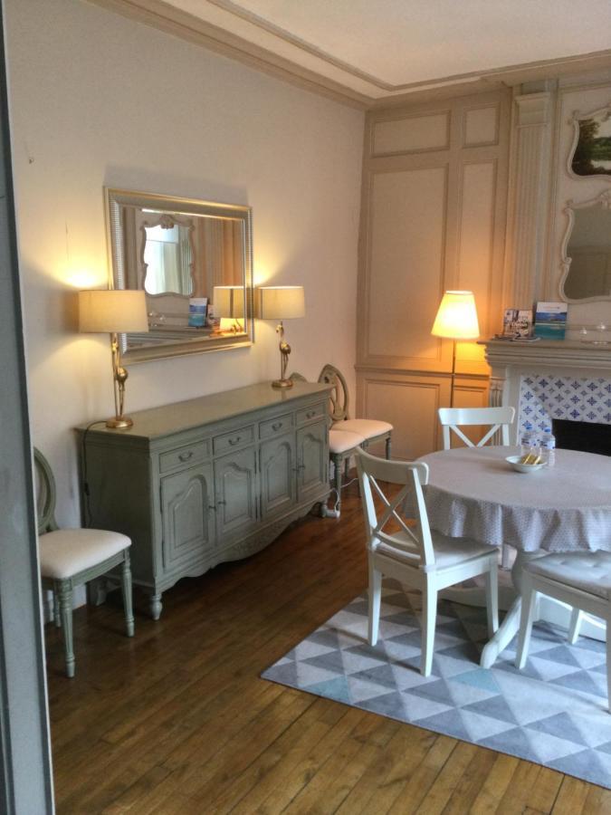 Eglantine Appartement Centre Historique De Динан Екстериор снимка