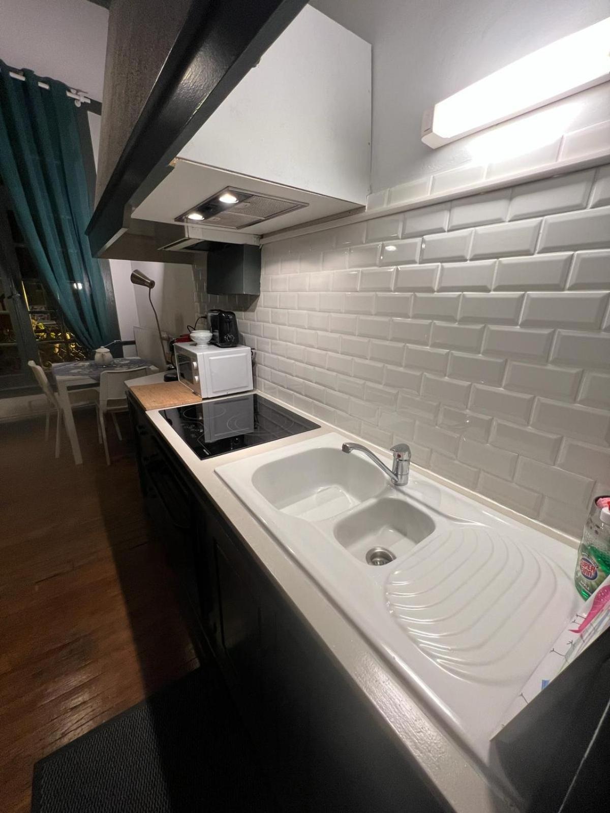 Eglantine Appartement Centre Historique De Динан Екстериор снимка