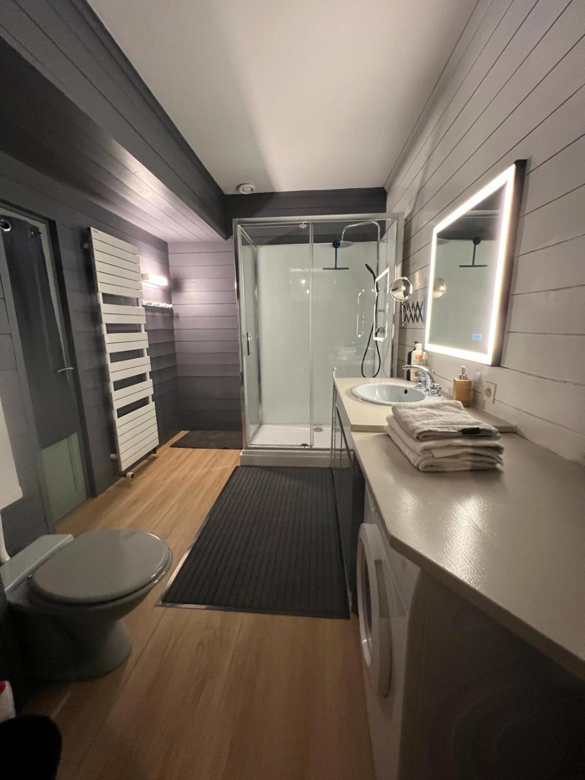 Eglantine Appartement Centre Historique De Динан Екстериор снимка